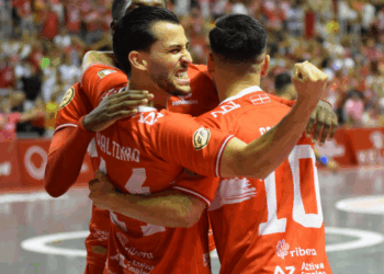 Jimbee doblega al Barça y queda a un partido de reconquistar la Liga