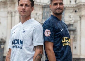 El UCAM CF presenta su nueva piel con alma murciana