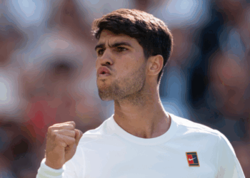 Alcaraz firma otra obra maestra en la Central y avanza con paso firme en Wimbledon