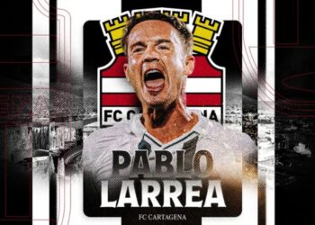 Pablo Larrea refuerza el centro del campo del FC Cartagena para liderar el ascenso