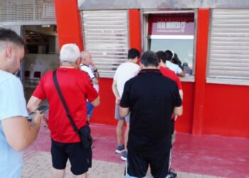 El Real Murcia lidera la tabla de aficiones de Primera RFEF