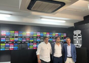 Alejandro Arribas cumple su palabra: el FC Cartagena ya figura como inscrito condicional en la Federación
