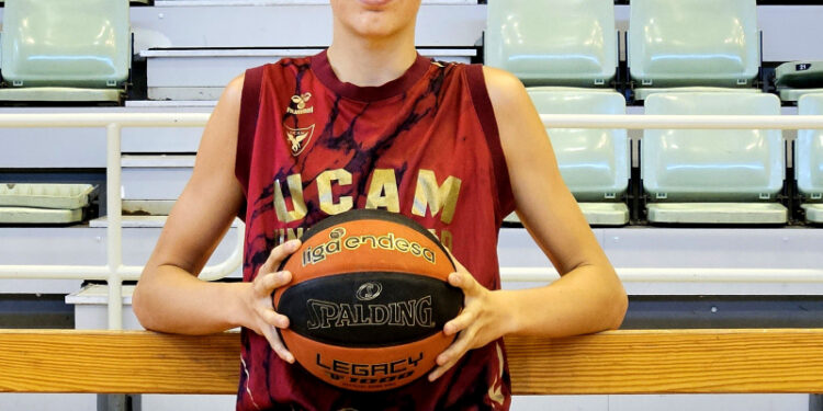 El torreño Darío Parra, convocado por España para el Eurobasket sub-16