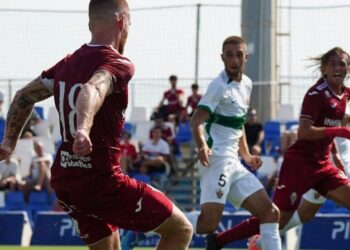 Etxeberria necesita una prueba más para hacer del Real Murcia un equipo campeón