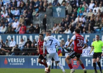 El Real Murcia arranca en Marbella con el ascenso como objetivo