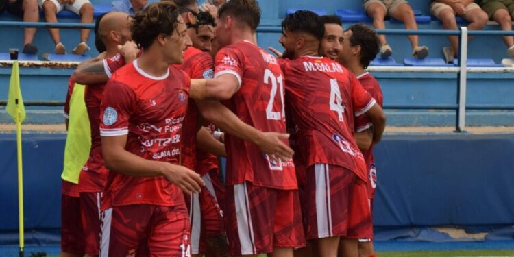 La Minera gana al Águilas y sigue en la lucha por disputar la Copa del Rey