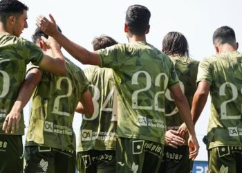 El Real Murcia sigue carburando ante la UD Melilla (3-1)