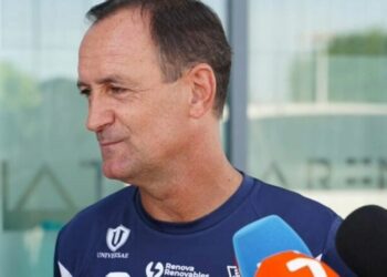 Real Murcia: Muchas dudas a dos días para el debut