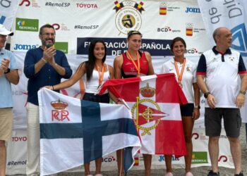 La cartagenera María Ángeles Macián brilla con el oro en el Campeonato de España de Remo Beach Sprint 2025