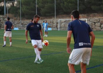 El Malacitano sueña con Málaga, pero debutará en Totana atado aún a Murcia