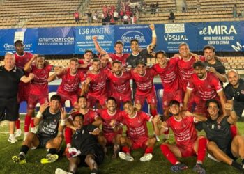 La Minera deja su carta de presentación en Chapín (1-3)