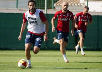 La falta de contundencia lastra al Real Murcia en este arranque de temporada