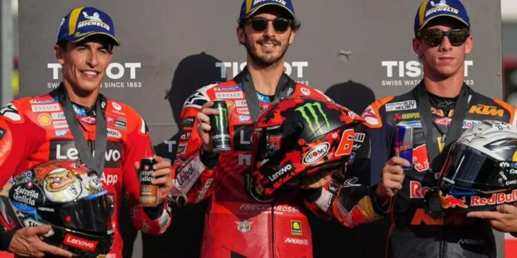 Pedro Acosta se suma a la fiesta de Márquez en Motegi