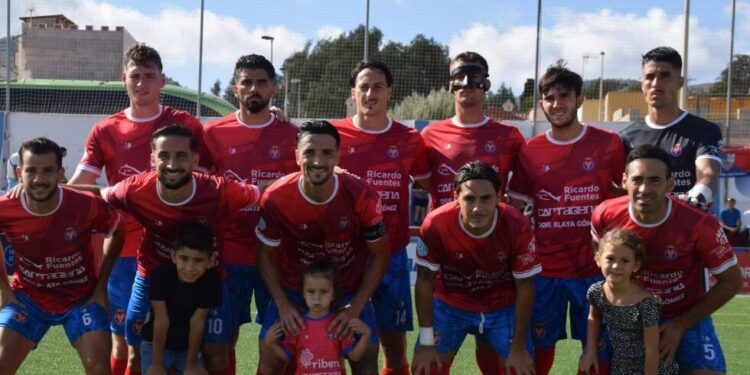 Victoria «in extremis» de la Minera ante el Estepona (1-0)