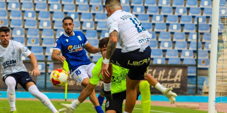 EL UCAM Murcia se estrella en Melilla (0-2)