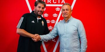 Despedido Etxeberria, Goiria será el siguiente