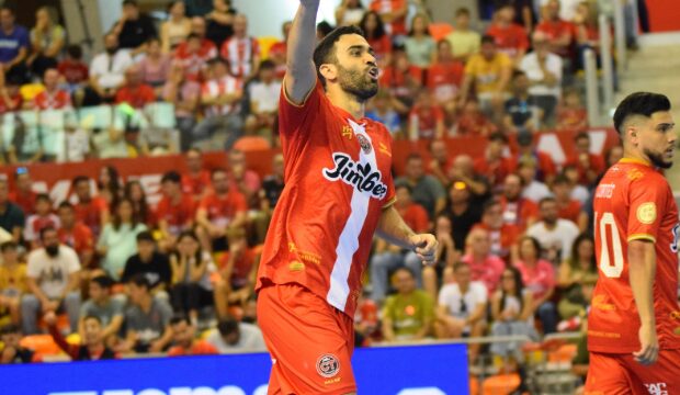 El Jimbee Cartagena tumba al Barça en el último suspiro