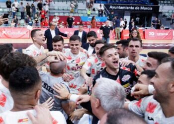 ElPozo Murcia asalta el liderato