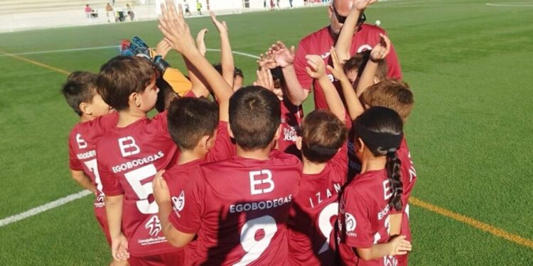 El Fútbol Base Ciudad de Jumilla contra las cuerdas: el club denuncia arbitrariedad y falta de soluciones