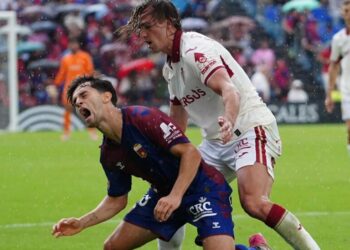 Insípido empate del Real Murcia ante el Eldense (1-1)
