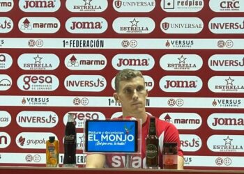 Alberto González da la cara: “Cuando llevas este escudo tienes que tener valor y personalidad para salir de esta situación cuanto antes”