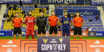 El Cádiz pone fin al sueño copero del UCAM