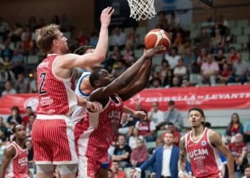 UCAM arranca la FIBA Europe Cup con una victoria de oficio (77-63)