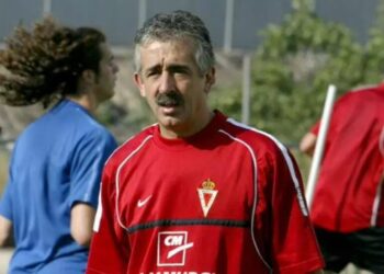 El Real Murcia vuelve a ser colista 20 años después