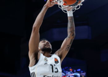 El murciano Izan Almansa convocado con la selección española