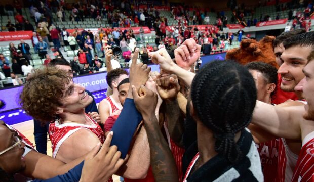 UCAM arrolla al KK Bosna y obtiene el liderato en Europe Cup