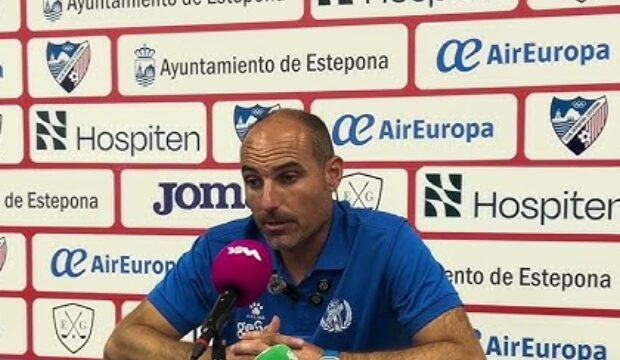 El técnico Iván Martínez finaliza su etapa en el Yeclano