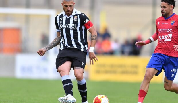 El Cartagena se quita una buena esPinilla en Teruel