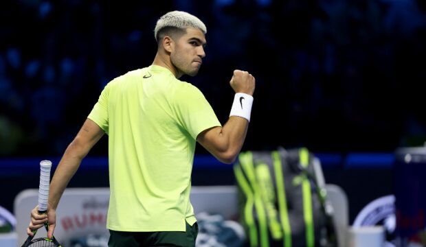 Alcaraz y Fritz se enfrentan en Turín por un lugar en semifinales