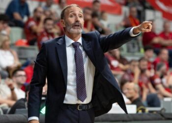 Sito Alonso como seleccionador y cuatro jugadores de UCAM Murcia presentes en las ventanas FIBA