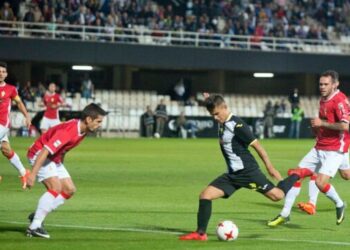 Un FC Cartagena – Real Murcia «no apto» para todos los bolsillos