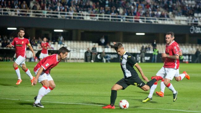 Un FC Cartagena – Real Murcia «no apto» para todos los bolsillos