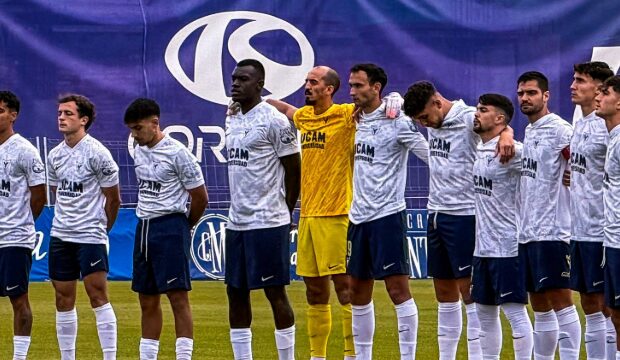 El UCAM despierta tarde en Linarejos y se queda a las puertas de la remontada (2-1)