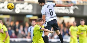 El Cartagena, a evitar los torpedos del ‘mini’ submarino amarillo