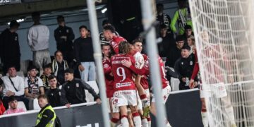 El Real Murcia se lleva el derbi con un gran trabajo defensivo (0-1)