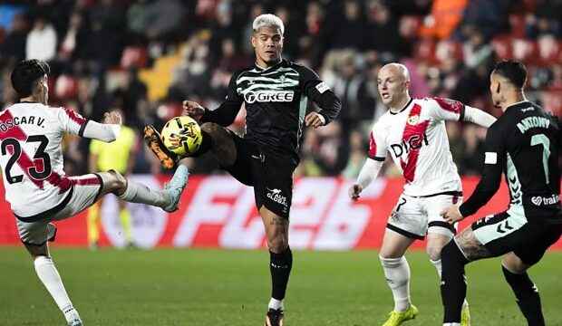 Así llega el Betis a Murcia: fiable, pero lejos de su mejor versión