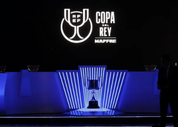 El Real Murcia sueña con recibir a Real Madrid o FC Barcelona antes de Navidad