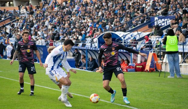 Águilas – Unión Malacitano: partido de altos vuelos en El Rubial