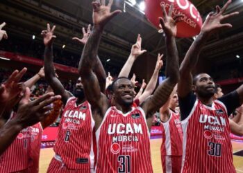 El UCAM Murcia busca un triunfo de prestigio en Málaga para seguir soñando