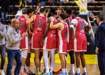 UCAM Murcia ya está en cuartos de la FIBA Europe Cup, pero deja dudas en el camino