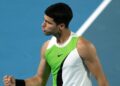 Alcaraz se sobrepone a los calambres para llegar a la final del Open de Australia