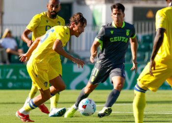 El Real Murcia descuenta las horas para incorporar a Juanto Ortuño