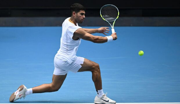 Carlos Alcaraz debutará ante Walton y evita a Djokovic en el camino a su primer Abierto de Australia