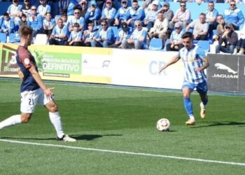 Héctor Martínez volverá a recorrer la banda izquierda del Rubial