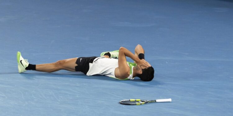 Carlos Alcaraz afianza su número uno y se distancia de Jannik Sinner