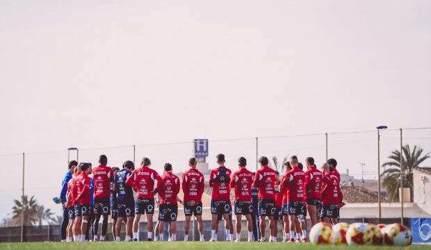 El Real Murcia busca un punto de inflexión ante el Villarreal B
